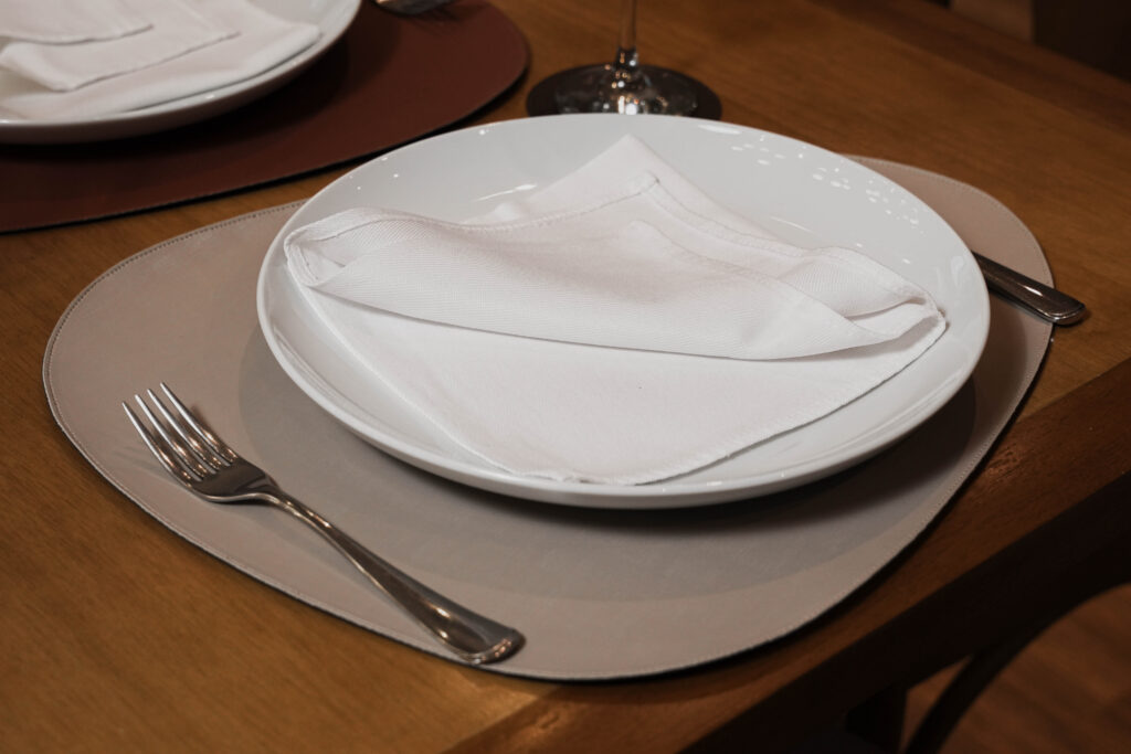 jogo americano sintético para restaurante - souplats de mesa